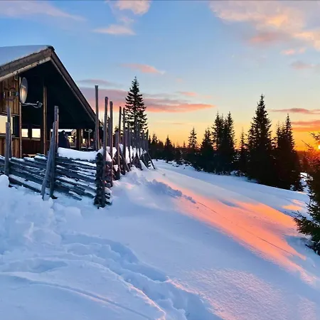 Modern Mountain In-out 2 Bathrooms